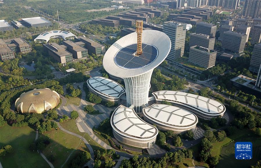 （新華全媒頭條&middot;奮進新征程 建功新時代&middot;非凡十年&middot;圖文互動）（3）湖北：奮力譜寫高質(zhì)量發(fā)展新篇章 
