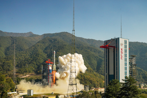 追夢航天向天行&mdash;&mdash;西昌衛(wèi)星發(fā)射中心航天報(bào)國50年全景掃描