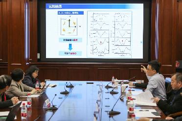 上海交通大學(xué)舉行&ldquo;實(shí)驗(yàn)證實(shí)超導(dǎo)態(tài)&lsquo;分段費(fèi)米面&rsquo;&rdquo;成果新聞發(fā)布會(huì)