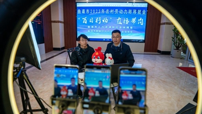袁海波：&ldquo;我是農(nóng)民工，更懂農(nóng)民工&rdquo;