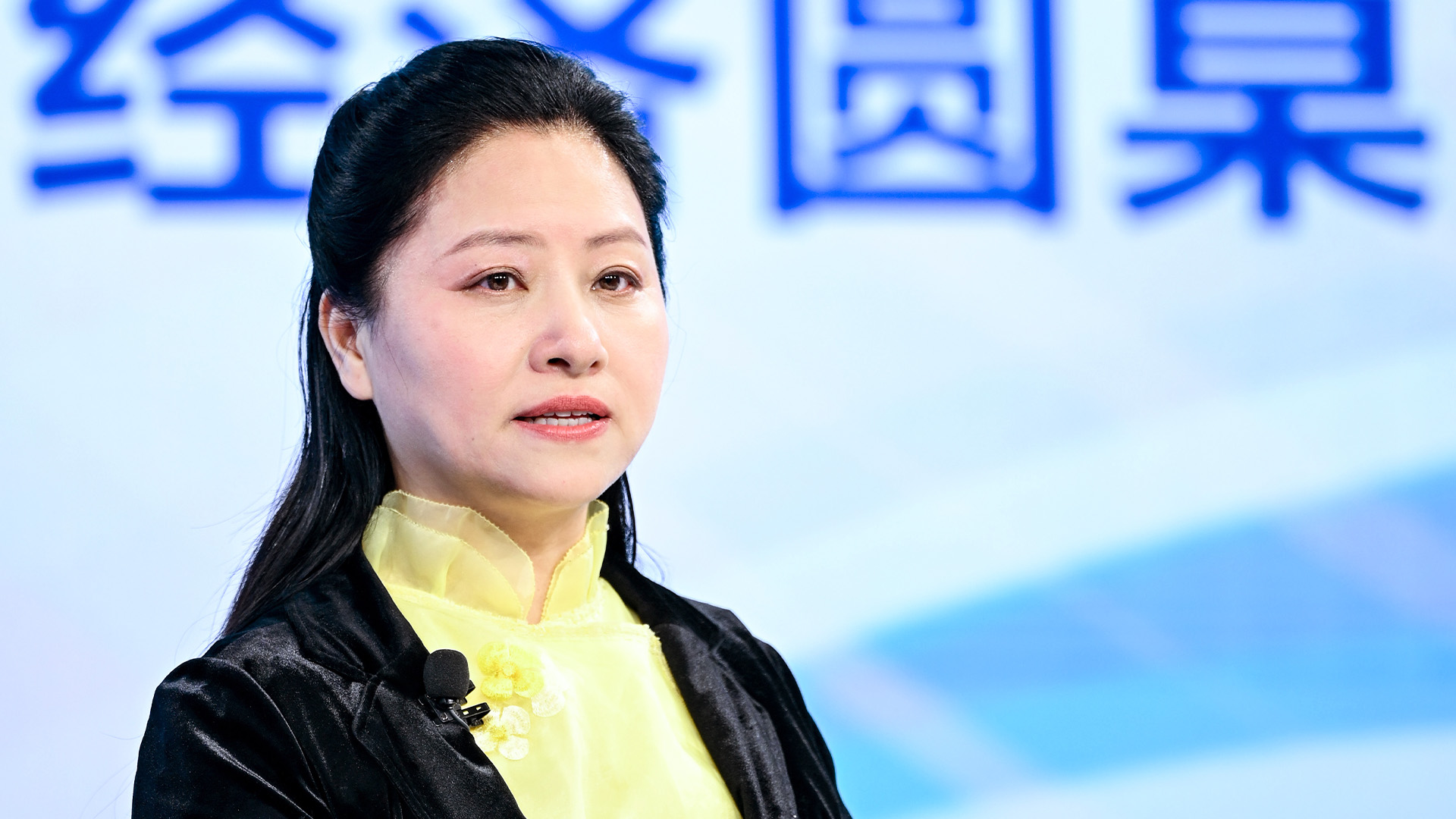 我國(guó)服務(wù)業(yè)站到新的歷史發(fā)展高度